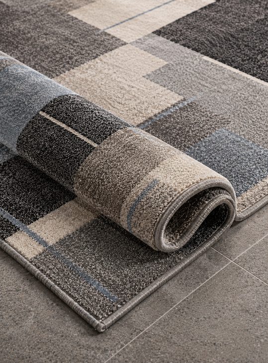 Synthetic area rug cleaning services